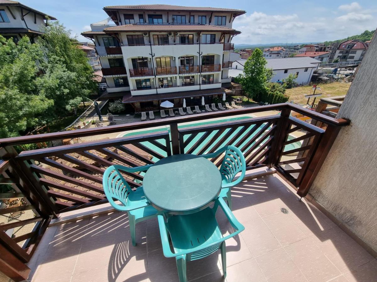 Apartments Приморсько Екстер'єр фото